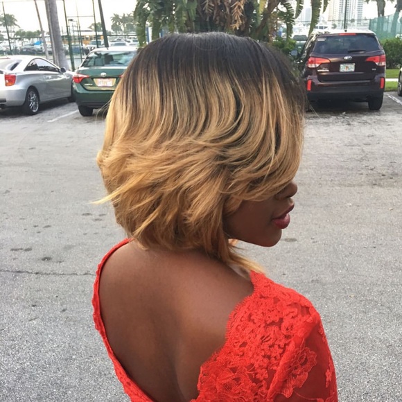 Trumpet/Mermaid Bateau Prom Dress. - Picture 3 of 4